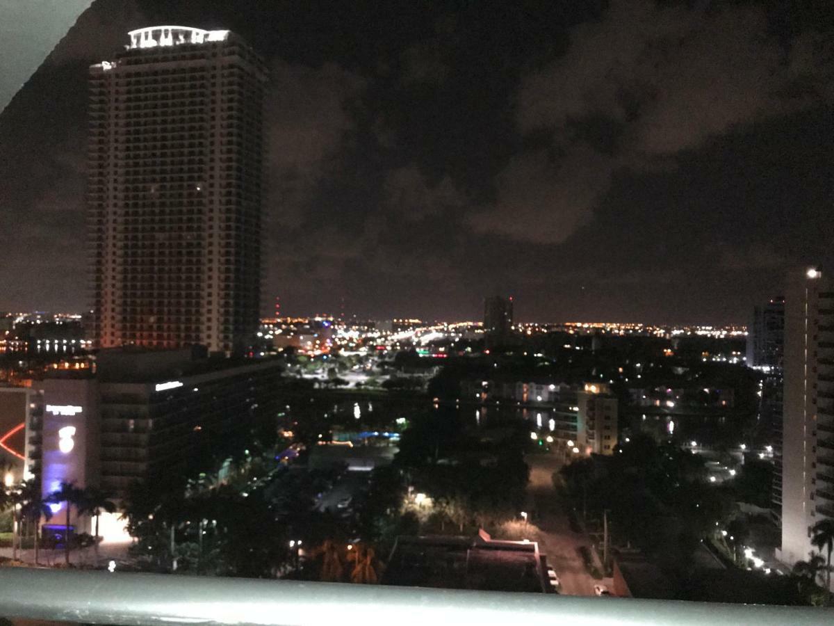 Apartamento The Thides Hollywood Exterior foto